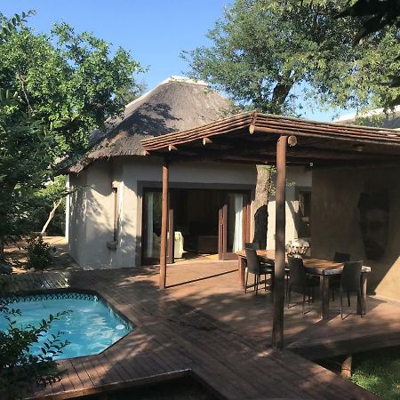 Leadwood Lodge Hoedspruit Buitenkant foto