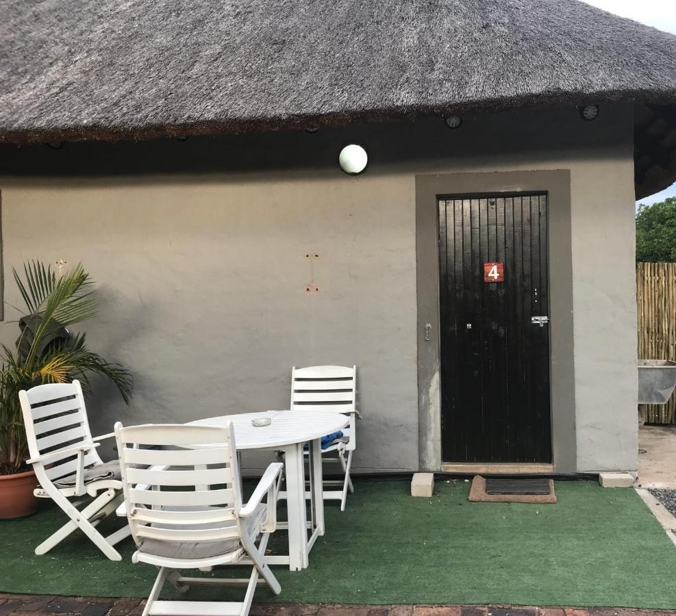Leadwood Lodge Hoedspruit Buitenkant foto